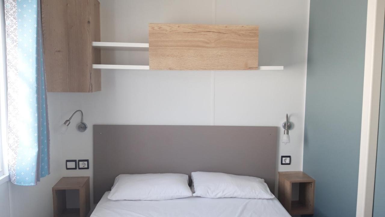 Mobilhome 6 à 8 personnes Canet-en-Roussillon Extérieur photo